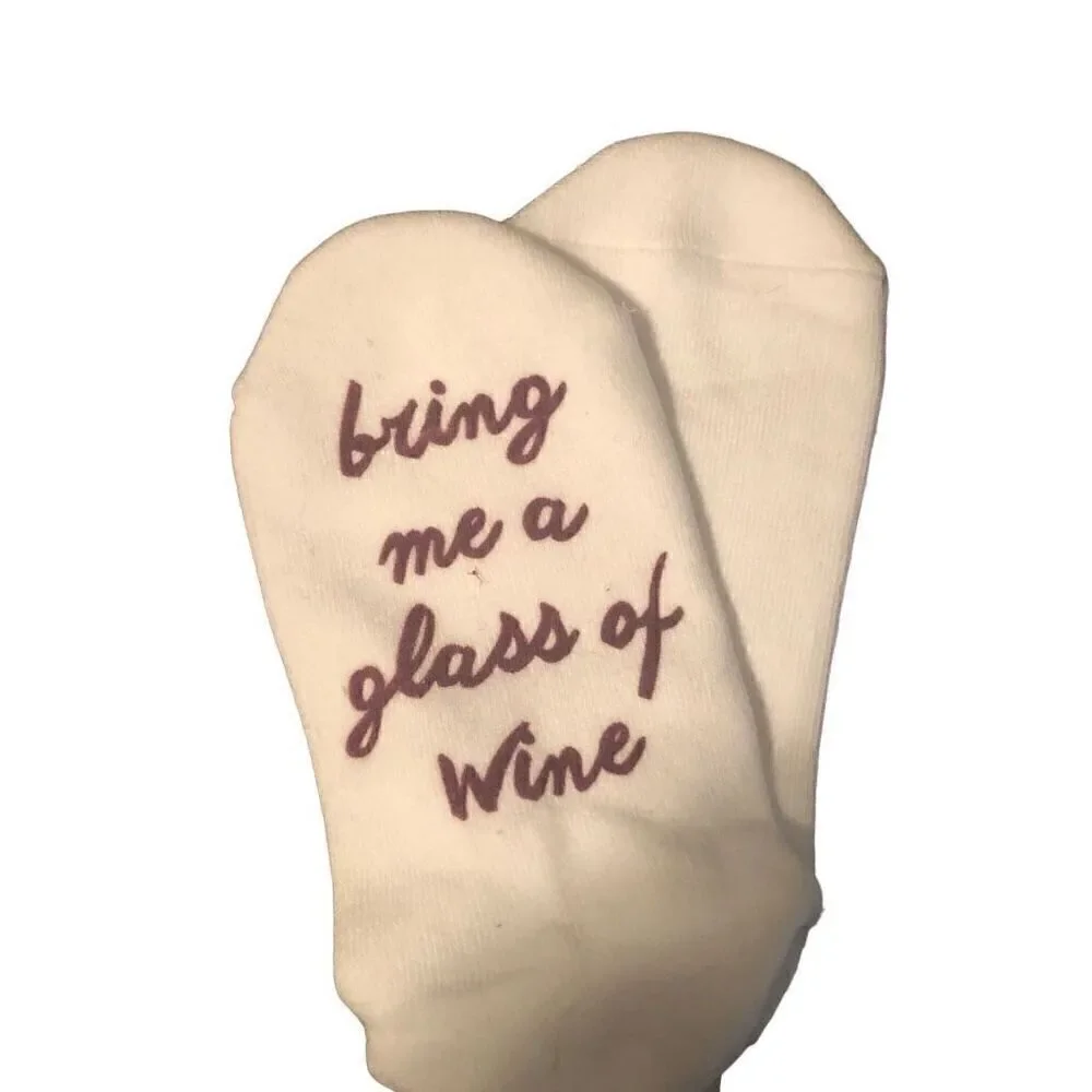 If You Can Read This  Bring Me a Glass of Wine Socks by SockPrints NWT Booties